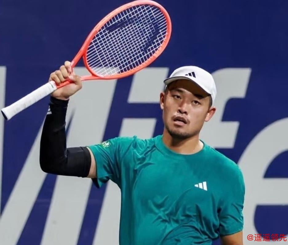 激战三小时拿下澳网正赛首胜，“急先锋”吴易昺开始学会“熬”
