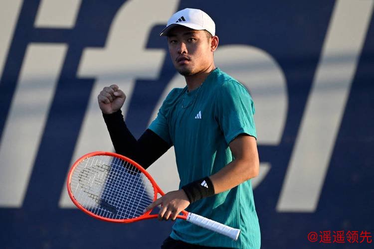 激战三小时拿下澳网正赛首胜，“急先锋”吴易昺开始学会“熬”